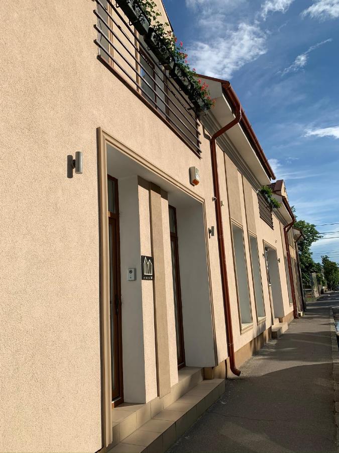 Casa M Ξενοδοχείο Oradea Εξωτερικό φωτογραφία